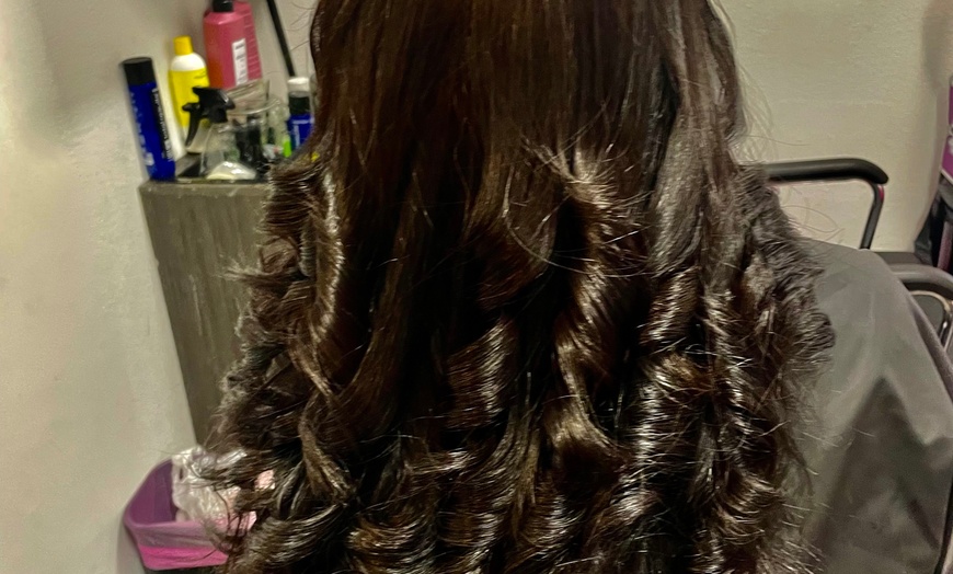 Image 4: Stunning Hair Transformation! Highlights, Color & Precision Cuts
