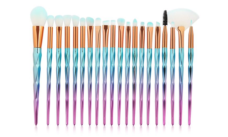 Image 2: Diamond Makeup Brush Set