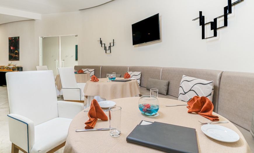 Image 10: ✈4-Night All-Incl. Krystal Grand Puerto Vallarta from Travel by Jen