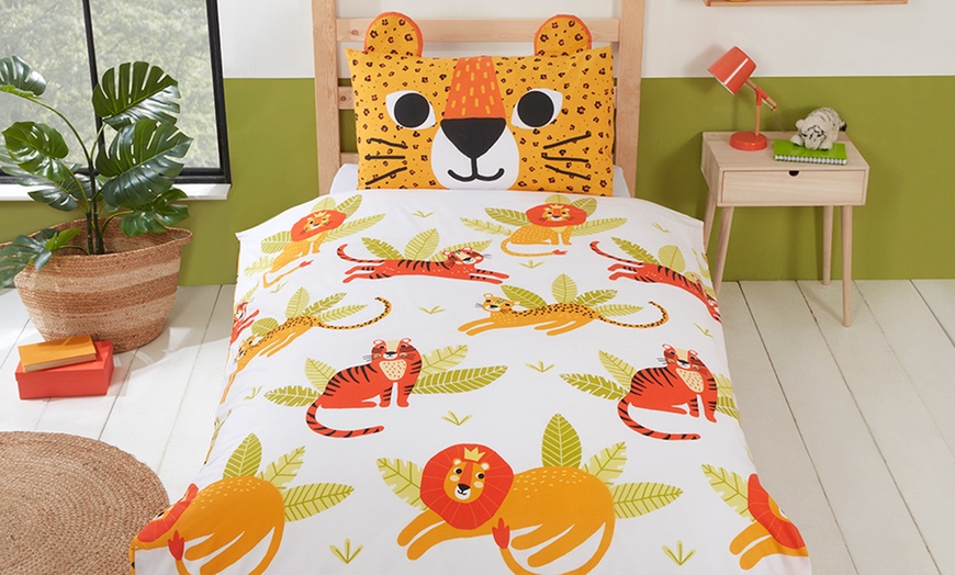 Image 11: Kids' Reversible Duvet Set