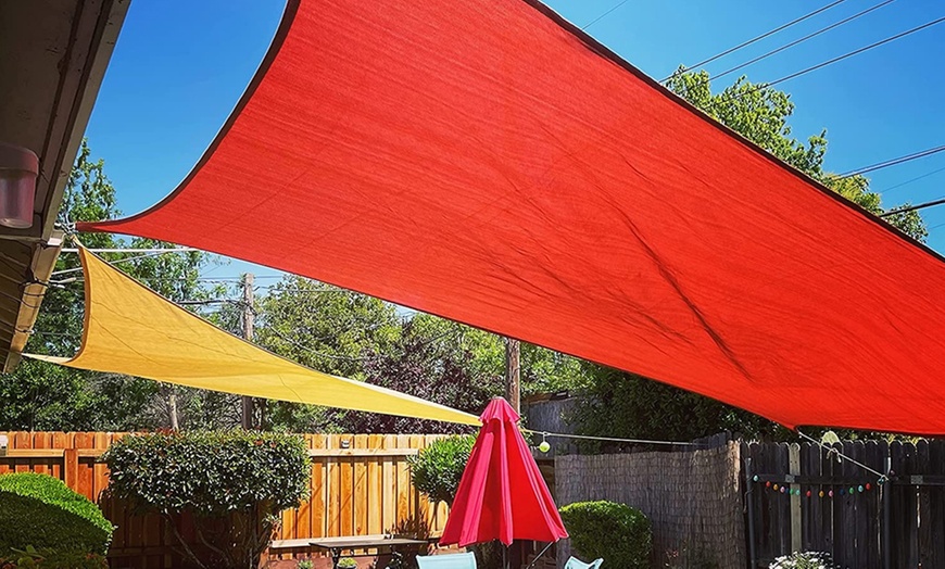 Image 8: Toldo triangular