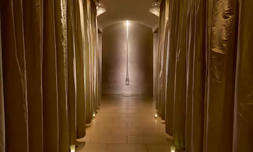 Image 8: 50 or 80-Minute Individual or Couples Massages @ eforea Spa