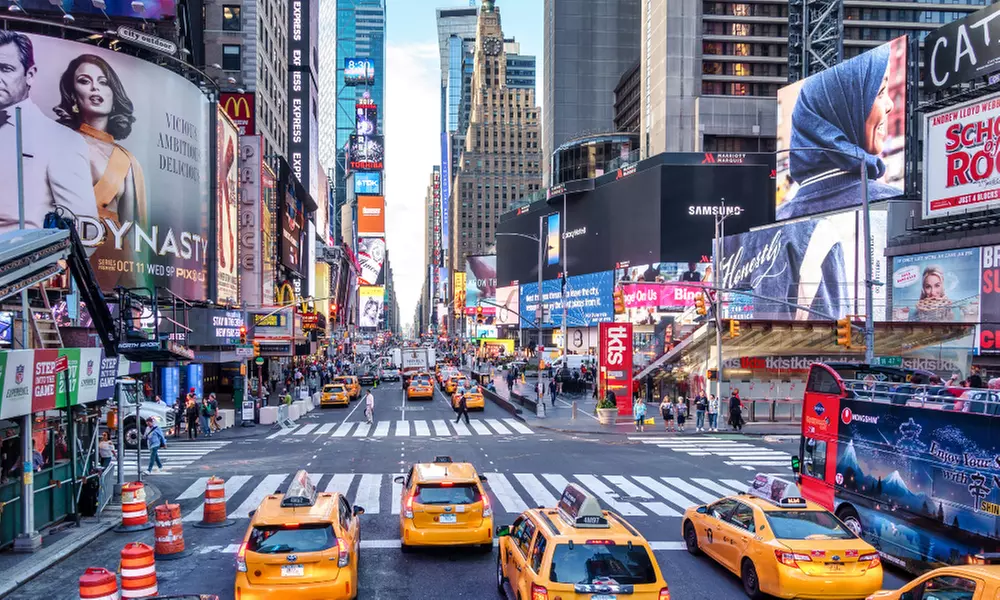 The Gallivant Times Square Hotel - Steps from Broadway with Style!
