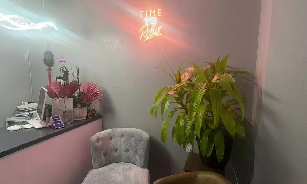 Therapeutic Massages for Sciatica, Hip, Frozen Shoulder & Neck Pain