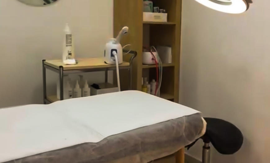 Image 2: Limpieza facial con opción a radiofrecuencia, punta de diamante y más