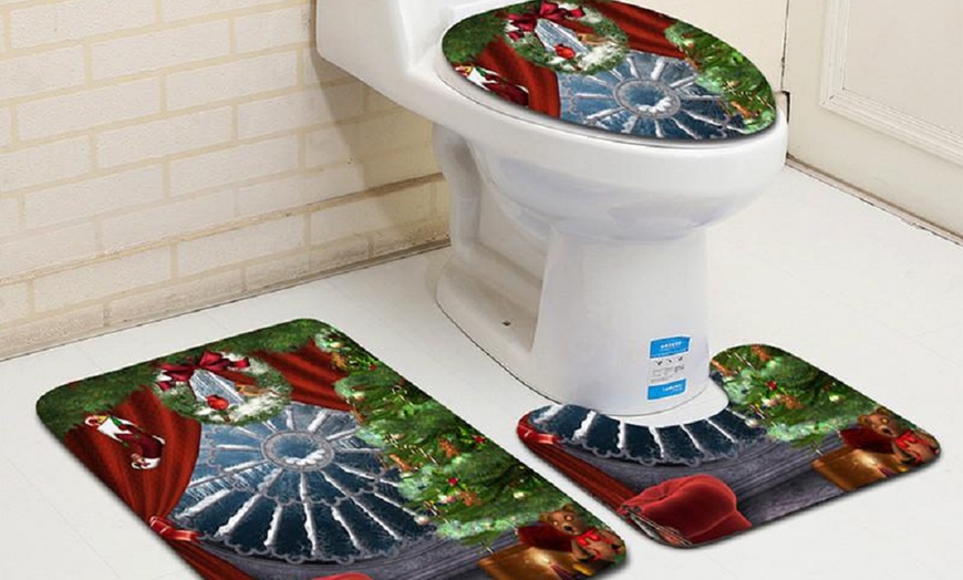 Image 9: Three-Piece Toilet Cover Set