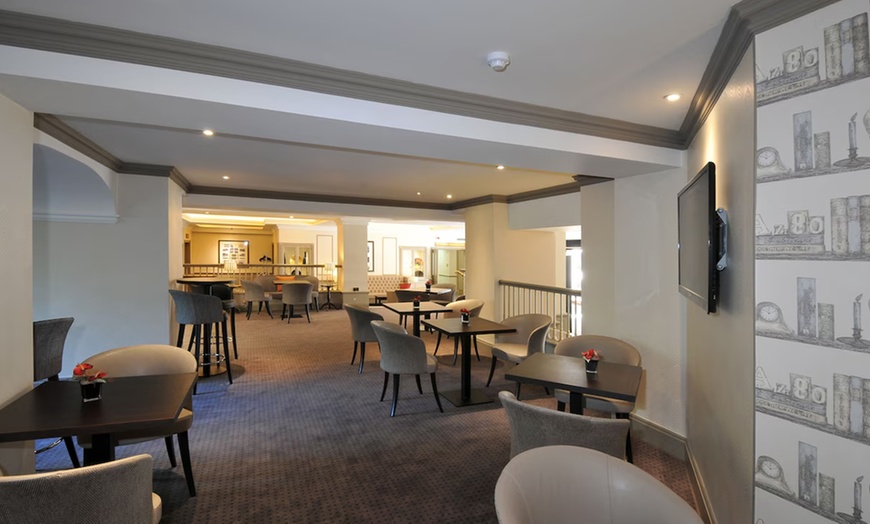 Image 8: Murder Mystery Event in Bromley: Breakfast Dinner Murder Mystery Event