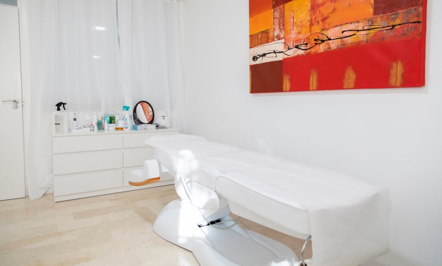 Image 4: 3 o 6 sesiones de tratamiento reafirmante HIFU 7D en una zona a elegir