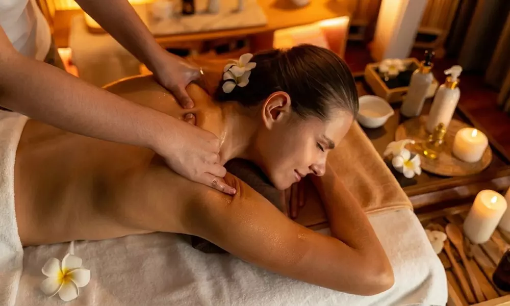 Relax & Renew: Specialized Massages with Hot Stone
