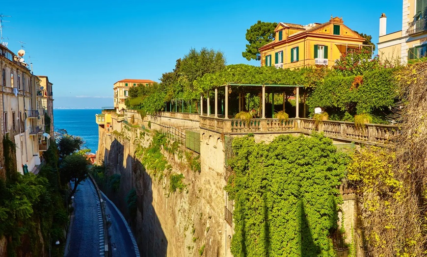 Image 8: ✈ 11-Day Guided Italy Tour w/ Air from Great Value Vacations