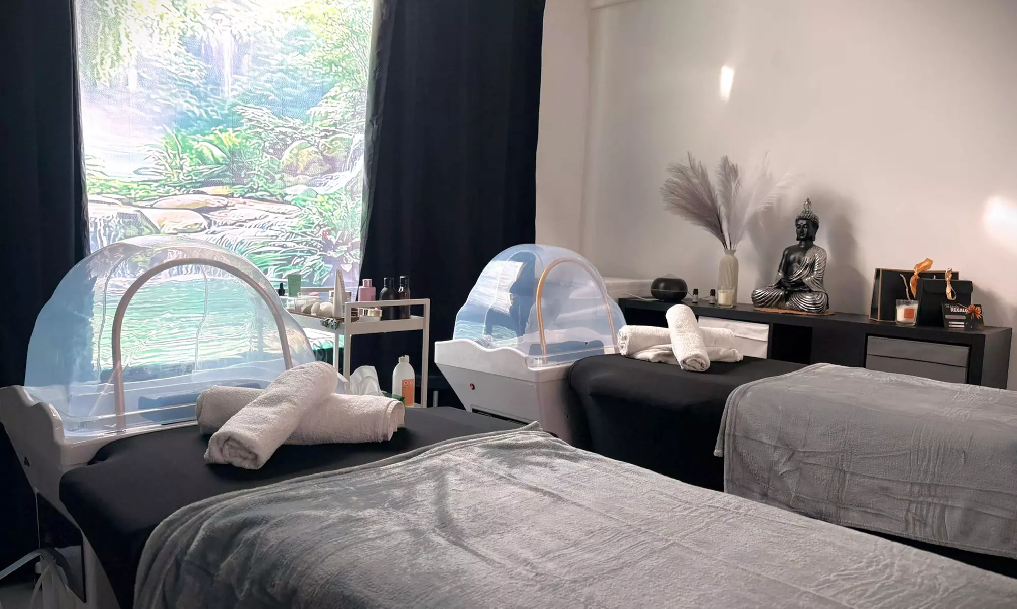 Masaje en pareja de hasta 1 h en cabina privada con cava y chocolate