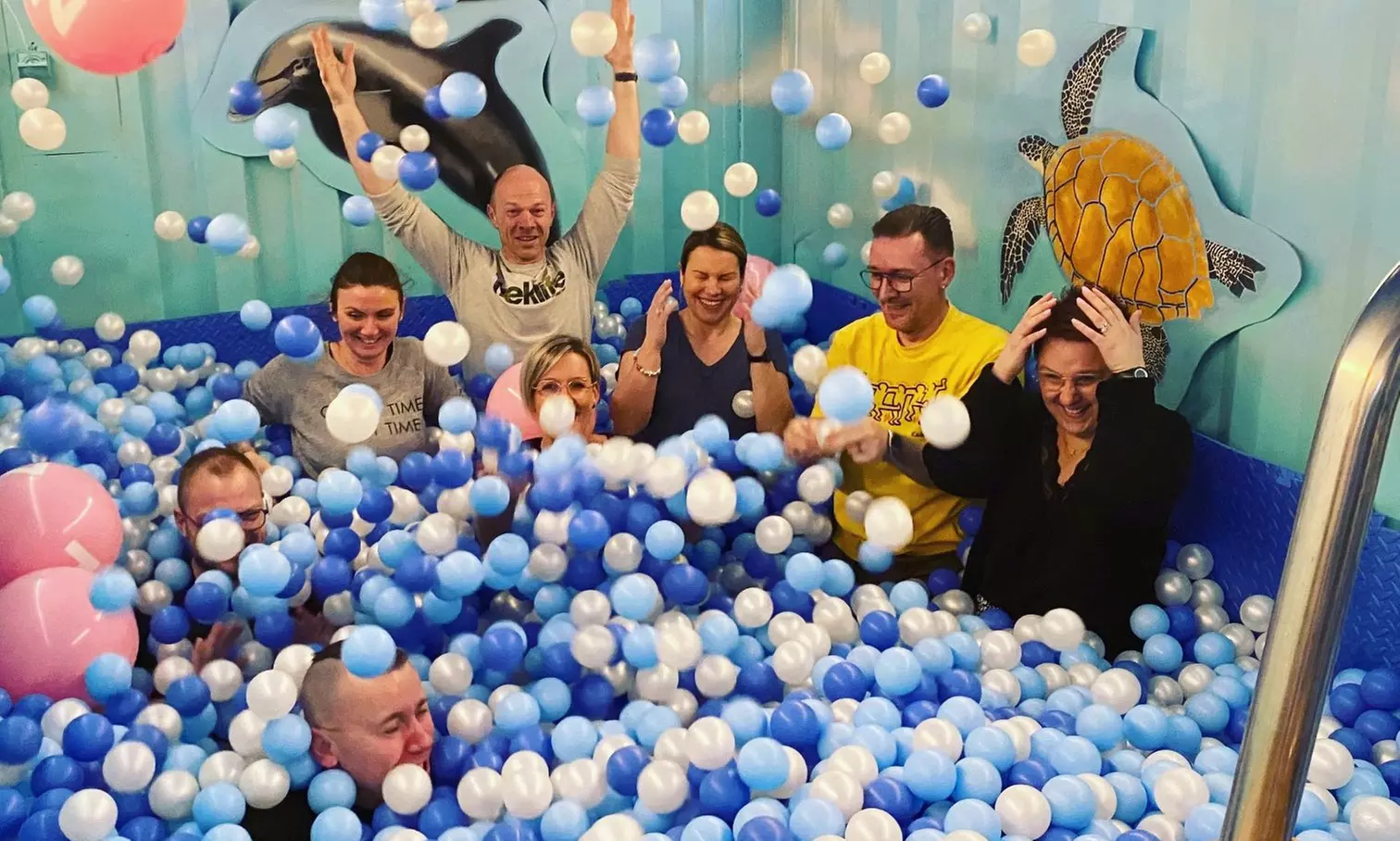 1 session de 2 heures de jeu pour 4, 5 ou 6 personnes en simultané