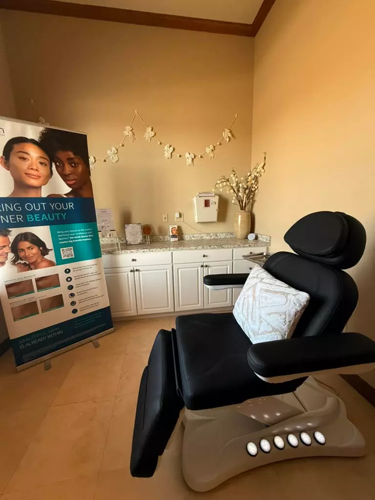 Target Wrinkles: 20 Units of Daxxify / 50 Units of Dysport Injections