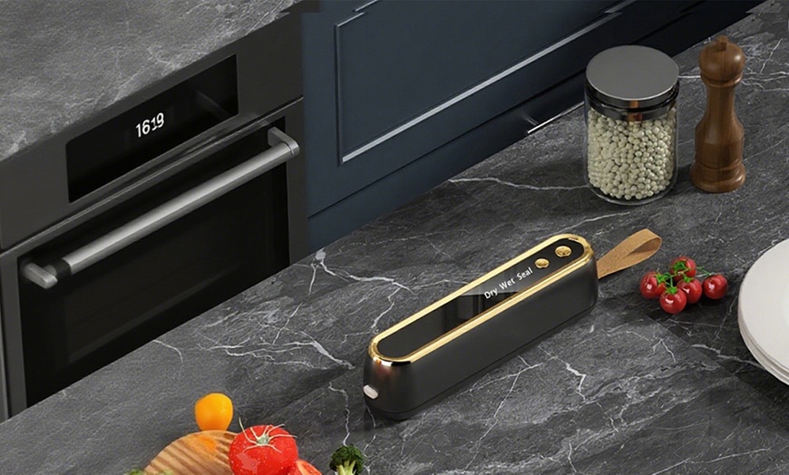 Image 1: Cordless Vacuum Sealer Machine