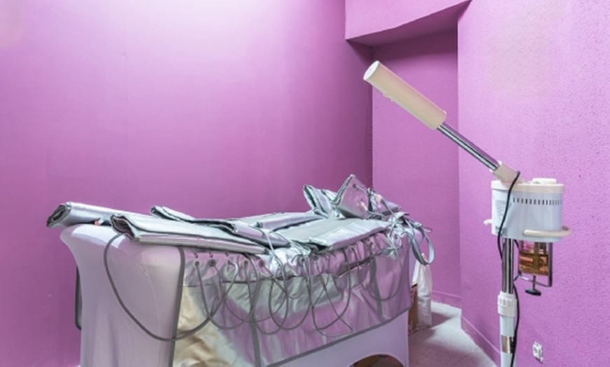 Image 2: 2, 4 o 6 sesiones combinadas de maderoterapia y presoterapia para 1