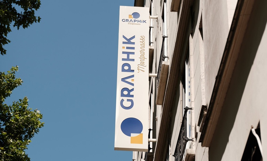 Image 4: Paris : chambre double avec petit-déjeuner, boisson et départ tardif