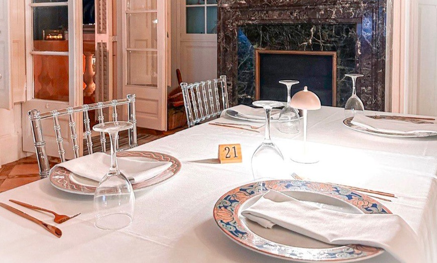 Image 7: Menú mediterráneo junto al mar para 2 o 4 con postres y bebidas