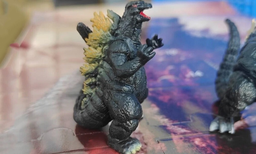 Image 4: Calendario dell'avvento con 24 godzilla