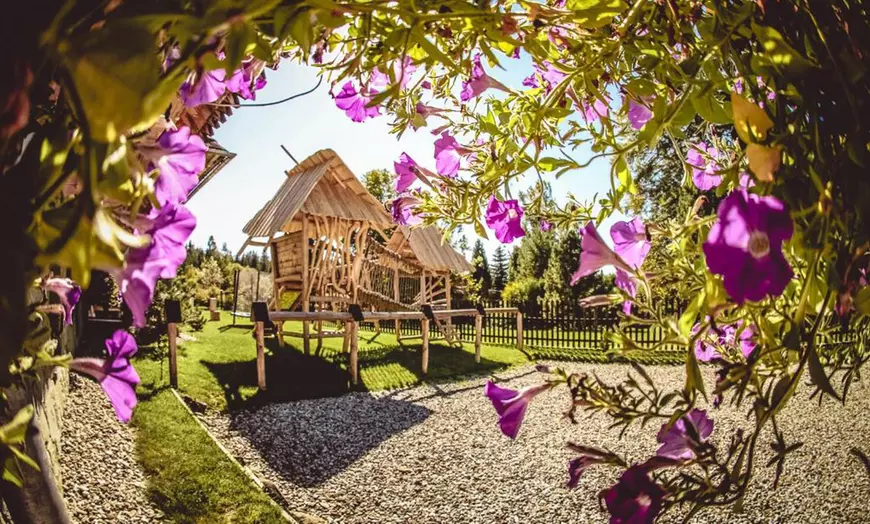 Image 10: Poronin: 2-7 nocy dla 2 lub 4 osób z wyżywieniem i jacuzzi