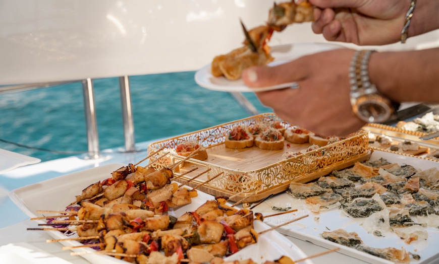 Image 13: Experience a Morning / Sunset / Night Tour for 2 hours!