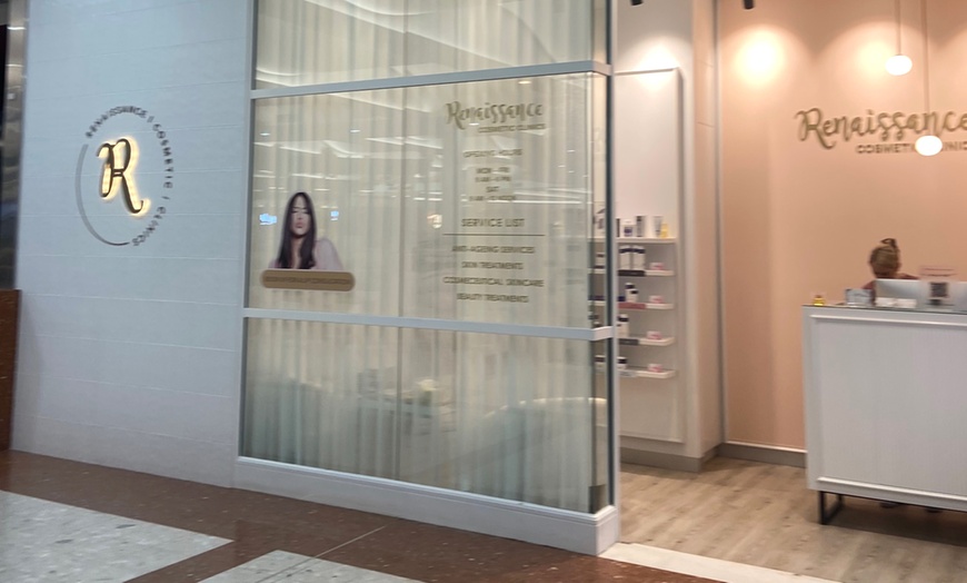 Image 2: Get a Brow Transformation with One or Three Eyebrow Waxing and Tinting