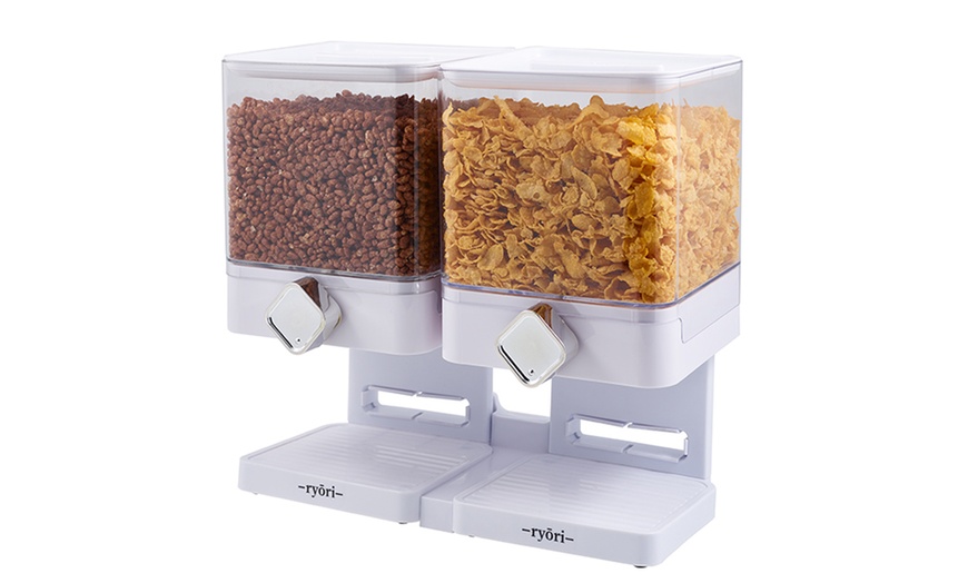 Image 7: Cereal Dispenser