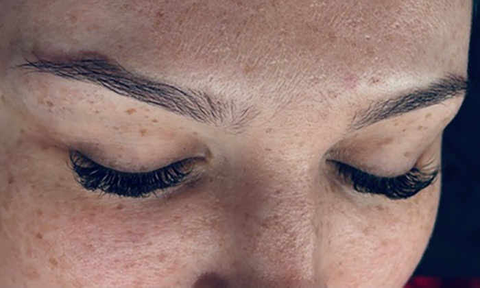 Full Set of Classic Eyelash Extensions, 3D/6D Volumes or Two Week Fill