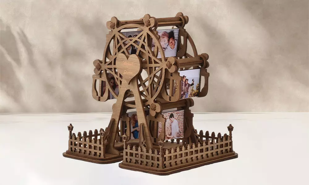 Foto-Riesenrad aus Holz in der Farbe nach Wahl
