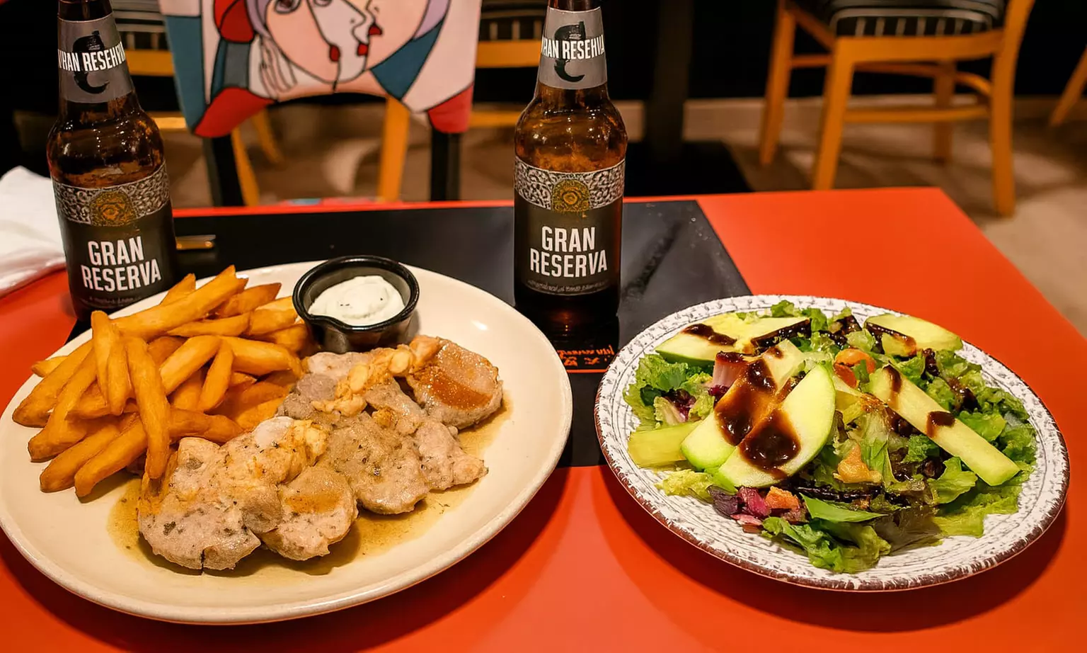 Menú "Tonteo" o "Tentación" para 2 con postres y bebidas o vino