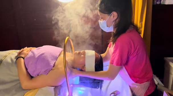 60-Minute or 90 Minute Scalp Massage or Water Scalp Therapy Head Spa at Massage Palace Up to 33% Off