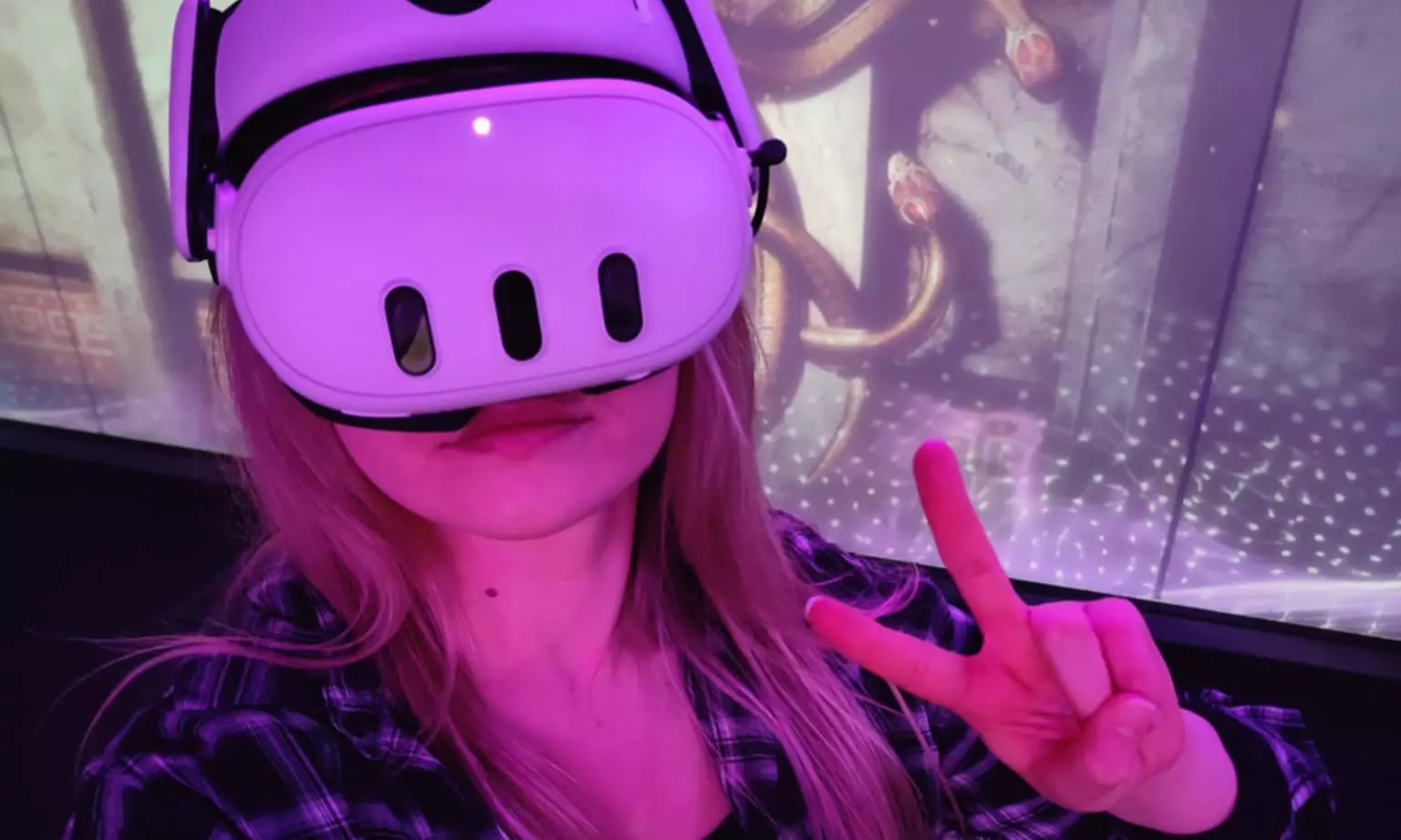 Wejdź do świata zagadek VR Escape: 6 pokoi do wyboru dla 2 lub 4 osób