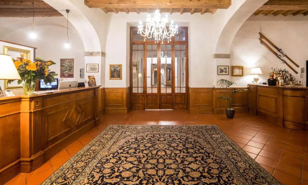 Pistoia 4*: camera doppia con colazione, cena e Spa