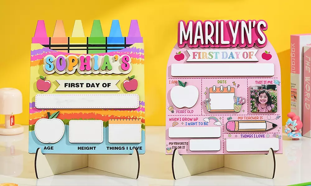 1- or 2-pack of First Day of School Signs