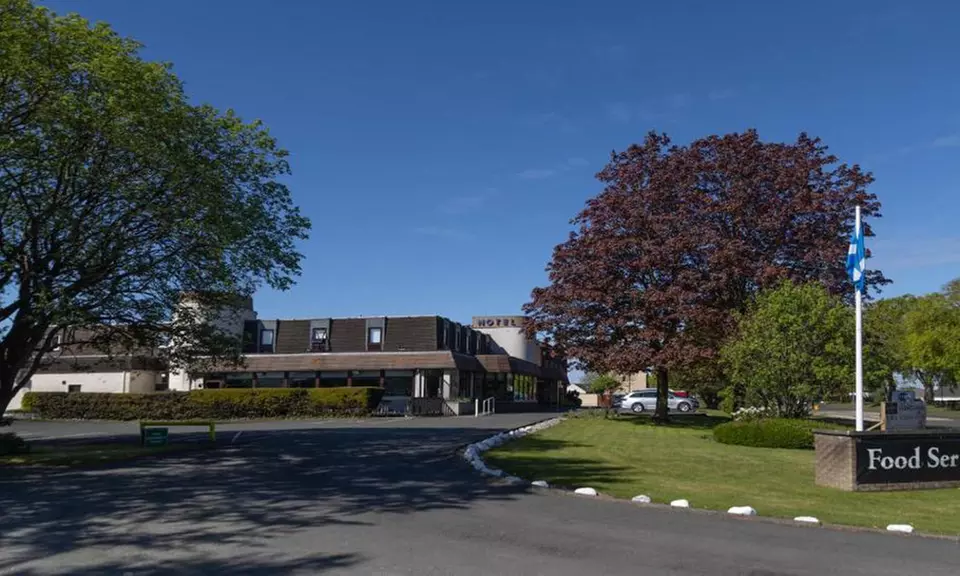 West Lothian: 1-3 Night Stay with Breakfast and Late check-out