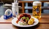 Genieße einen bayerischen Brunch am Sonntag für 2 oder 4 Personen im Hofbräu Wirtshaus Berlin