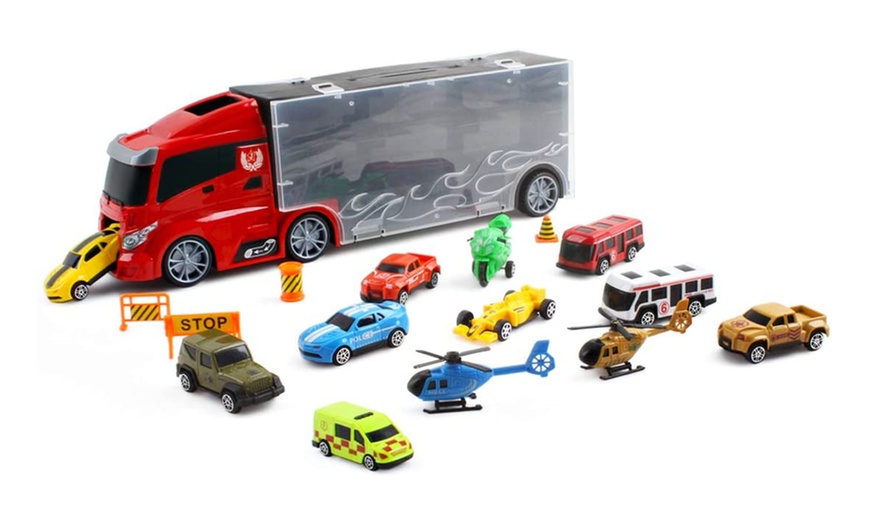 Image 6: CR1 Transporter Truck Carrycase Play Set with Toy Vehicles and Map