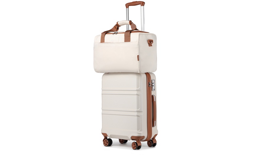 Image 7: Set van een harde koffer en bijpassende zachte cabin bag