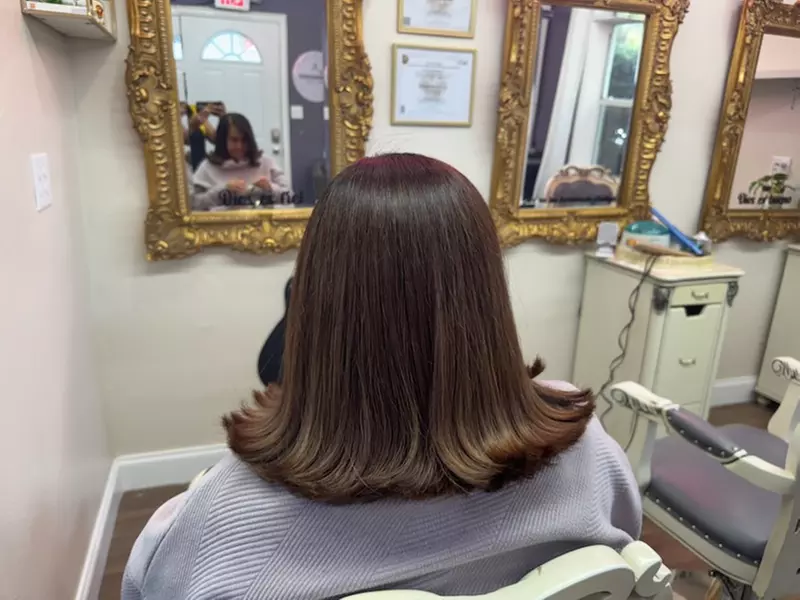 Get Stunning Hair with Single Process Color, Highlights & Blow Out