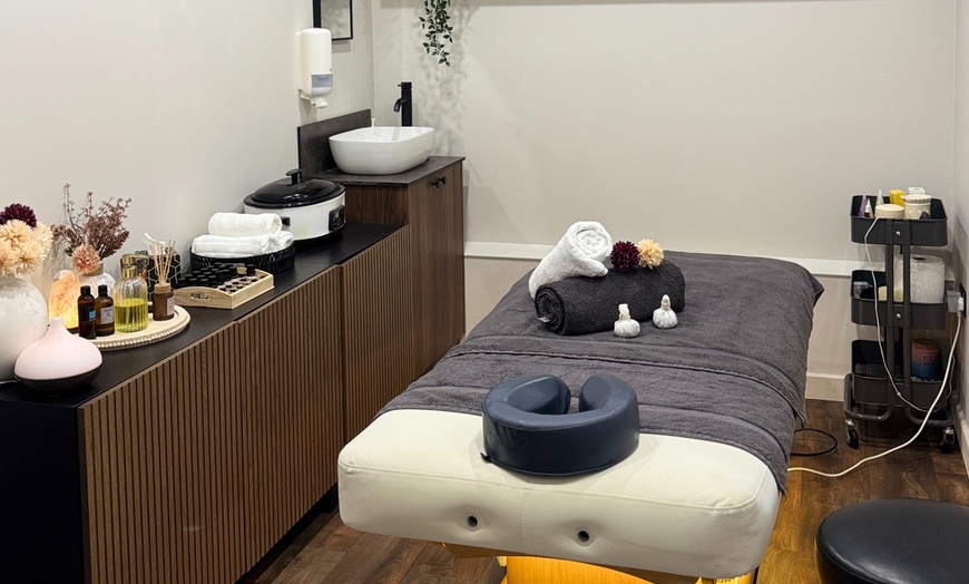 Image 2: 30-Min Dermalogica Facial or 45-Min Facial With 15-Min Massage