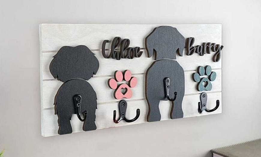 Image 9: Personalisiertes Schlüsselbrett aus Holz mit Namen in Design nach Wahl