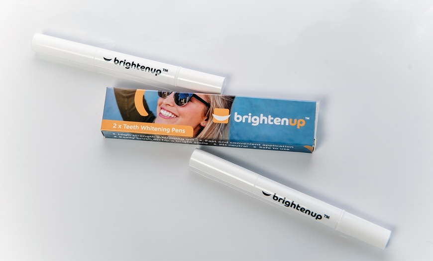 Image 7: 1-Hour Laser Teeth Whitening With a Consultation & 2 Whitening Pens