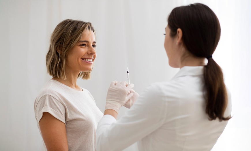 Image 3: Bioestimulación capilar o facial con opción a vitaminas