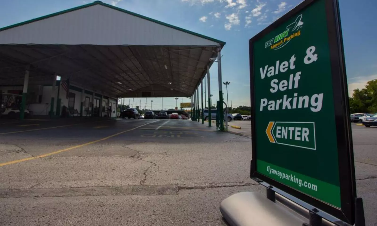 Up To 28% Off BNA Airport Parking Pass Options
