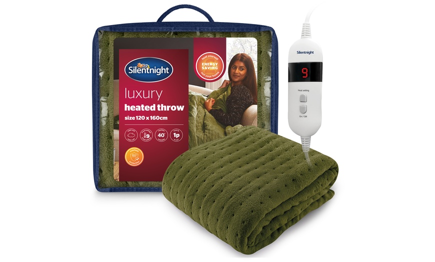 Image 7: Silentnight Luxury Heated Throw, Energy-Efficient Fleece Comfort