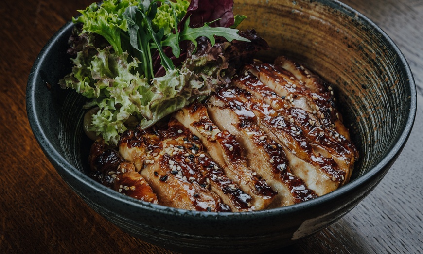 Image 2: Mittags- oder Abendmenü mit Hauptspeise & Softdrink für 1- 4 Personen