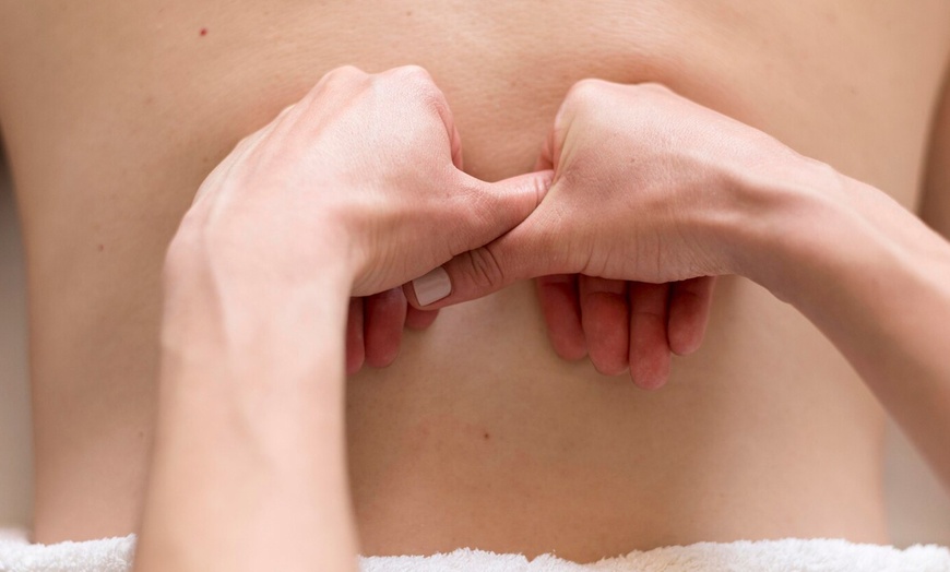 Image 5: Masaje corporal a elegir de 45 o 60 minutos con opción a Rollaction