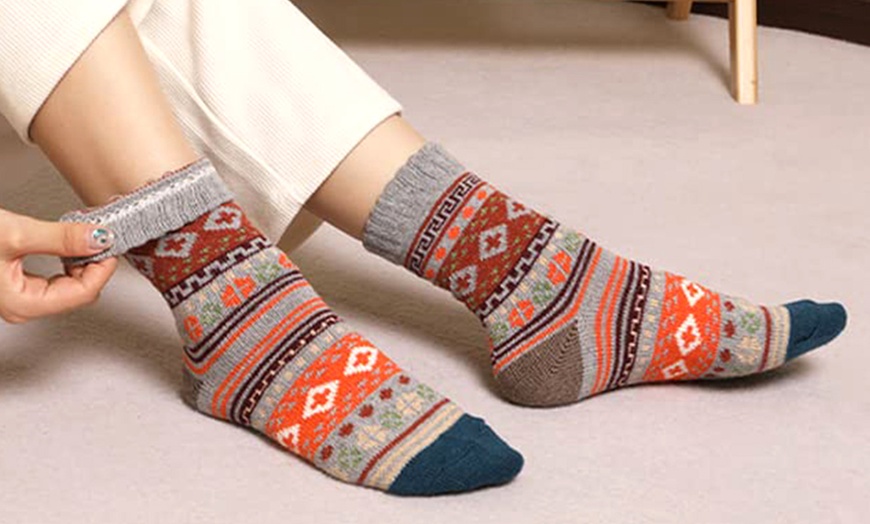 Image 11: 5 Pack Winter Warm Knit Socks