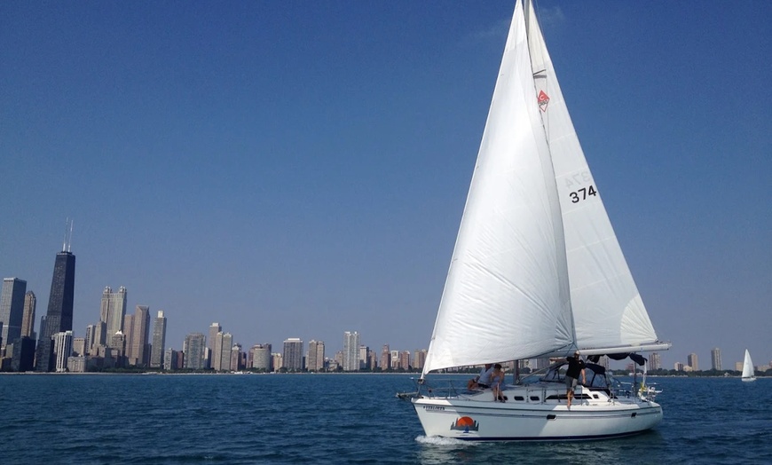 Image 5: Private Lake Michigan Sailing for Up to 8