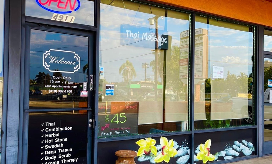 Image 5: Choice of Thai, Swedish, or Deep Tissue Massage with Cupping or Reiki