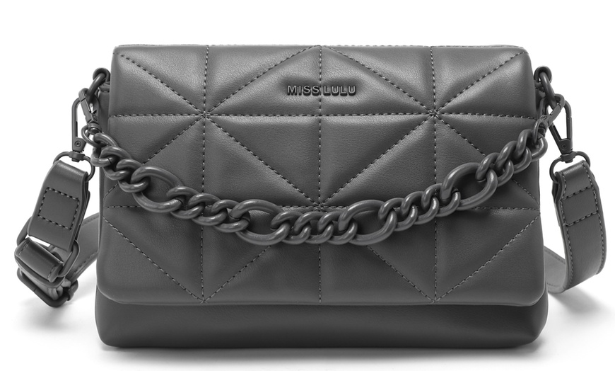 Image 12: Chic Quilted Shoulder Bag With Chain Strap
